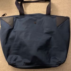 Lulu lemon Tote bag